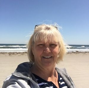 Meet your Posher, Janet